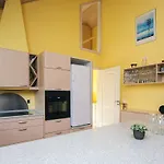 Three-Bedroom Holiday home in Gilleleje 4 Vakantiehuis *