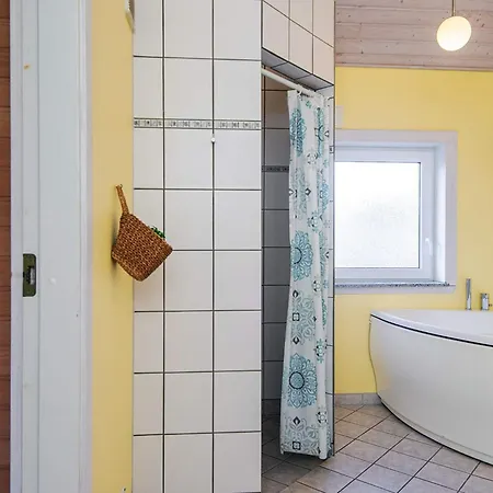 12 Person In Tarm-by Traum Casa vacanze *